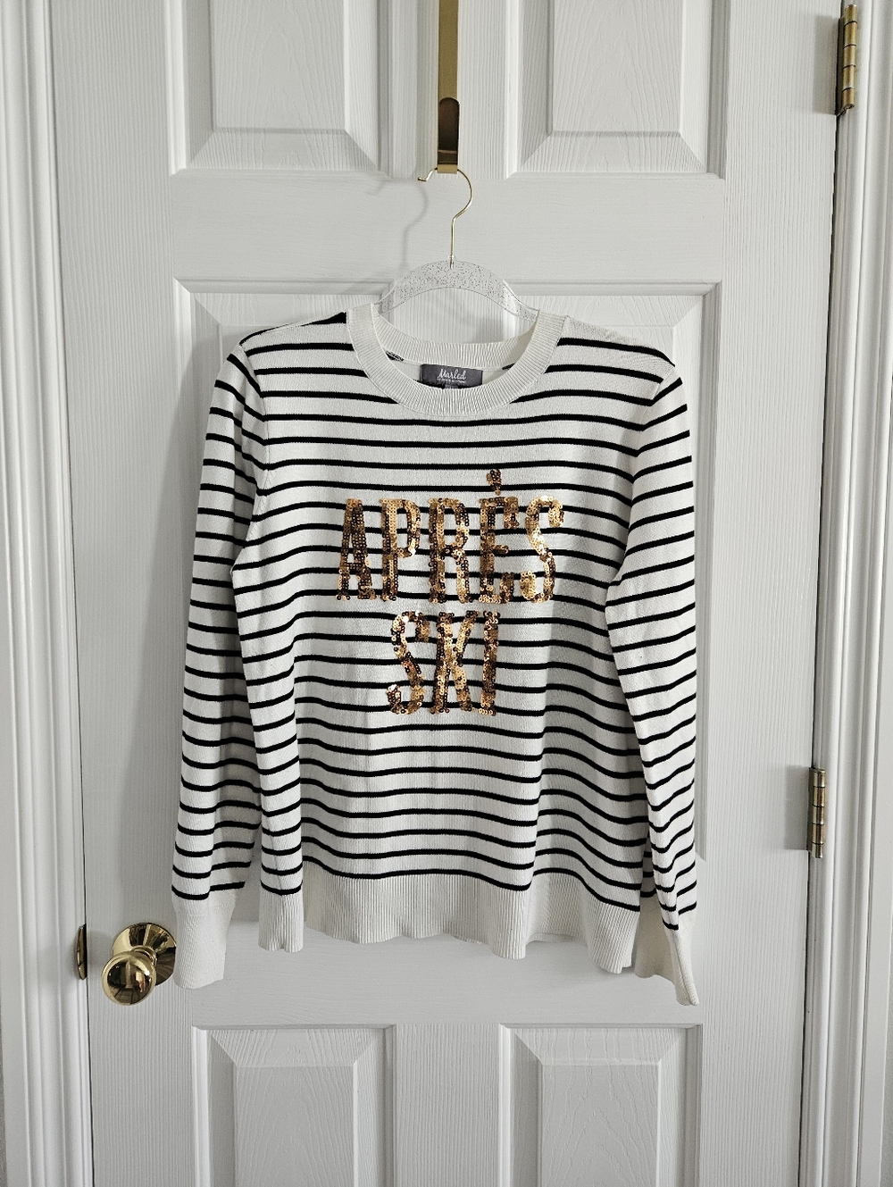 NWOT Marled Striped Sweater With Sequin 'Apres Ski' Graphic